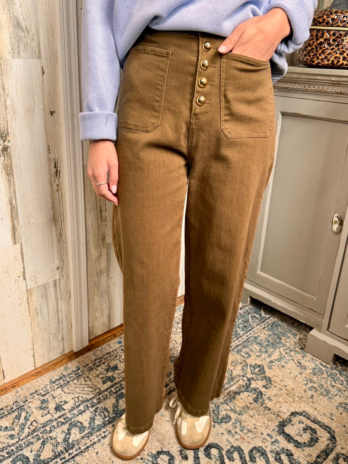 Solid Wide Leg Pants in Brown