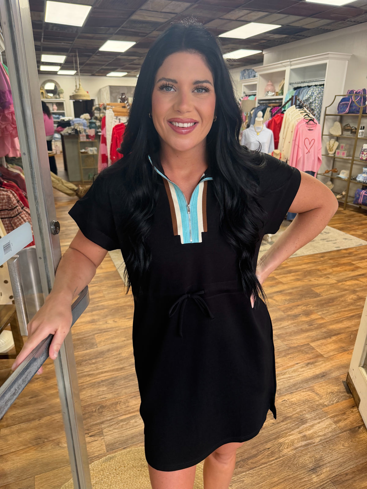 The Comfy Black Mini