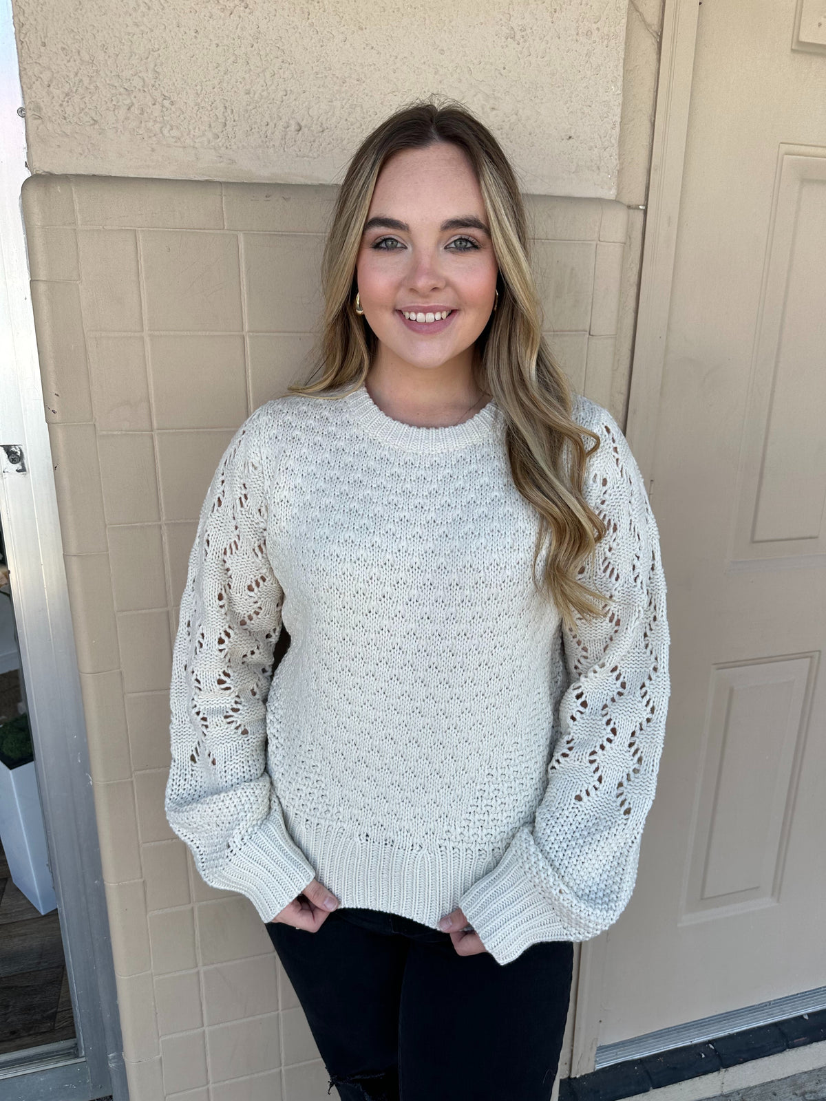 Crew Neck Cable Knit Sweater in Ivory